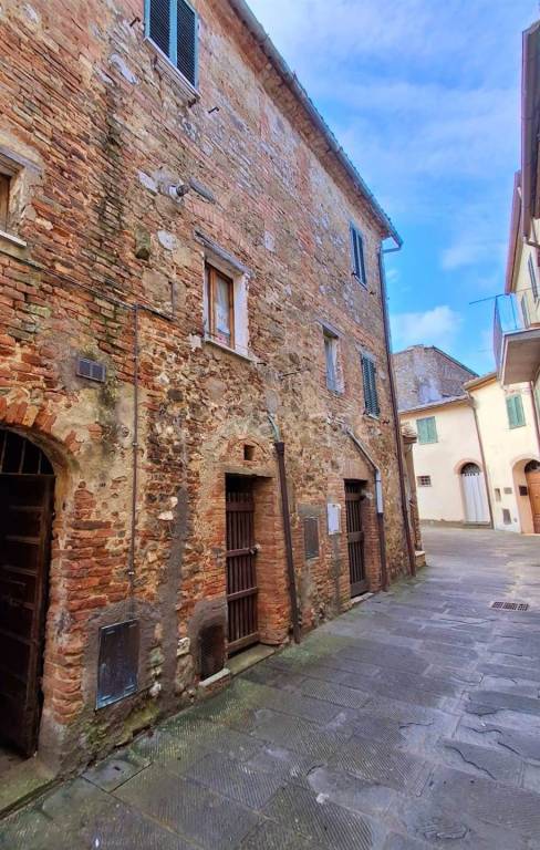 casa indipendente in vendita a San Casciano dei Bagni in zona Celle sul Rigo