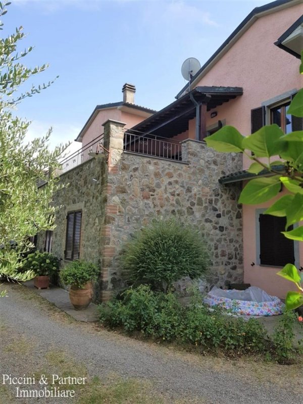 casa indipendente in vendita a San Casciano dei Bagni in zona Celle sul Rigo