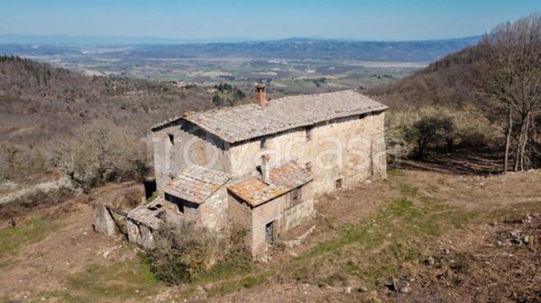 casa indipendente in vendita a San Casciano dei Bagni in zona Fighine