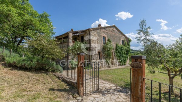 casale in vendita a San Casciano dei Bagni