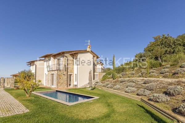 casa indipendente in vendita a San Casciano dei Bagni