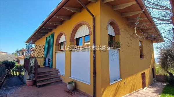 intera palazzina in vendita a San Casciano dei Bagni in zona Palazzone