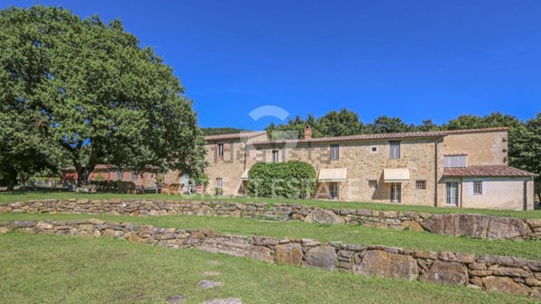 casale in vendita a San Casciano dei Bagni