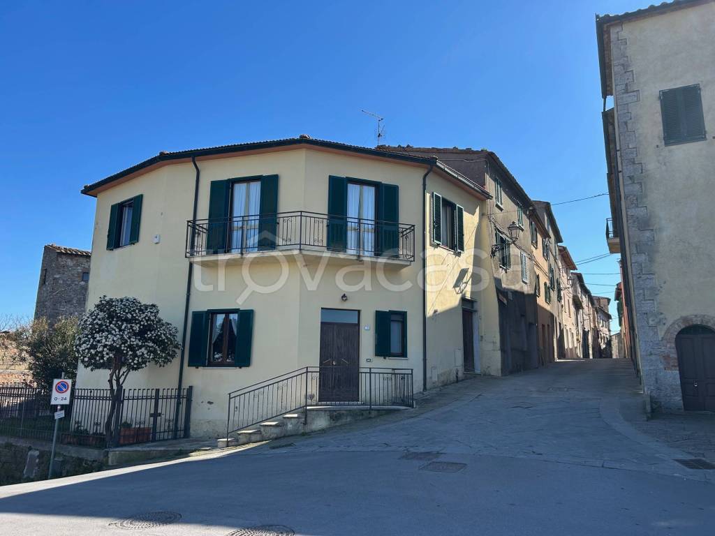 casa indipendente in vendita a San Casciano dei Bagni in zona Celle sul Rigo