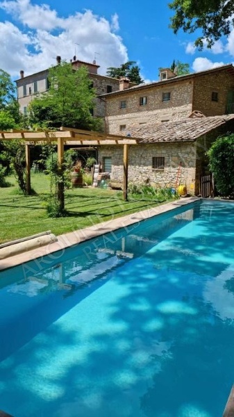 casa indipendente in vendita a San Casciano dei Bagni