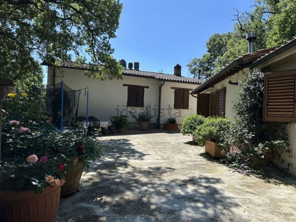 casa indipendente in vendita a San Casciano dei Bagni