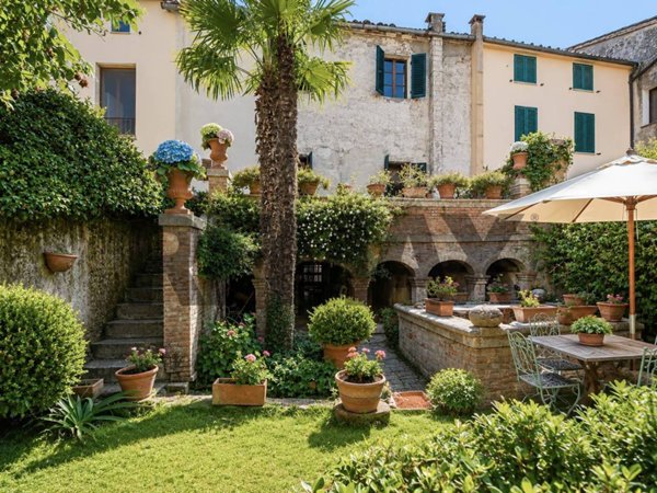 casa indipendente in vendita a San Casciano dei Bagni in zona Celle sul Rigo