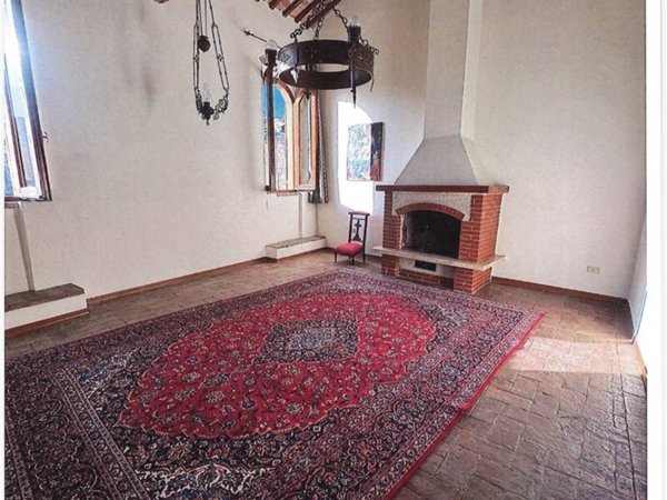 intera palazzina in vendita a San Gimignano