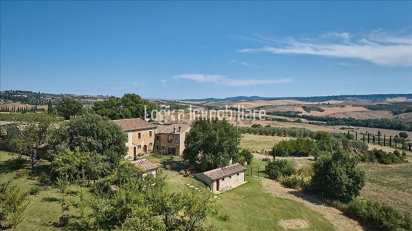 casale in vendita a San Quirico d'Orcia in zona Bagno Vignoni