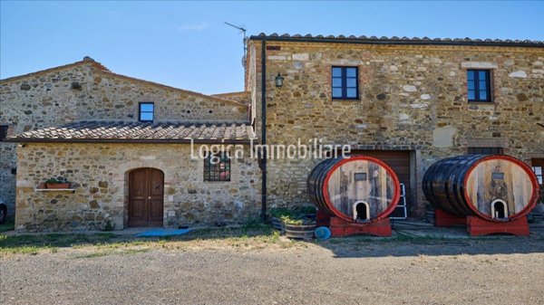casale in vendita a San Quirico d'Orcia in zona Bagno Vignoni