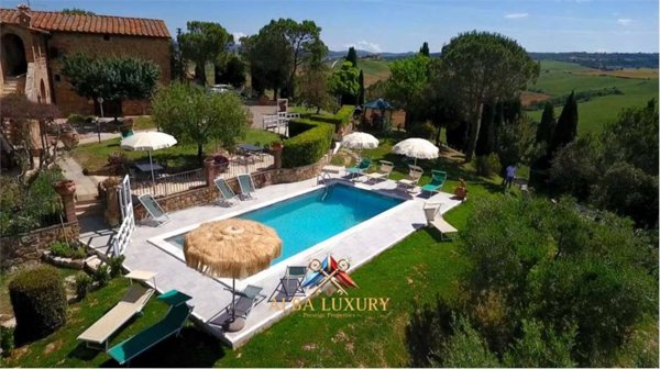 casa indipendente in vendita a San Quirico d'Orcia
