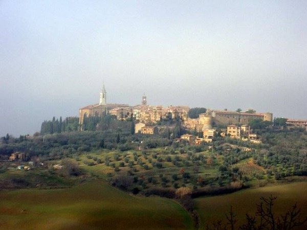locale commerciale in vendita a San Quirico d'Orcia