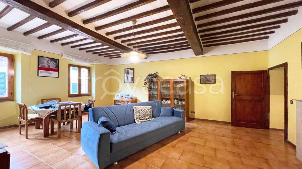 casa indipendente in vendita a San Quirico d'Orcia