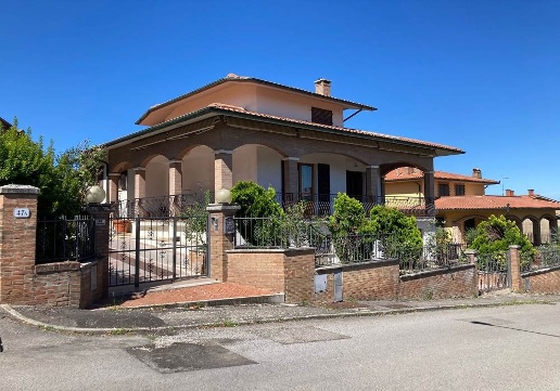 casa indipendente in vendita a San Quirico d'Orcia