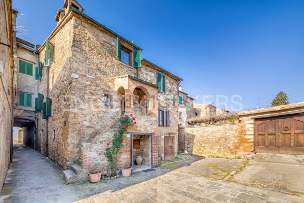 appartamento in vendita a San Quirico d'Orcia in zona Vignoni