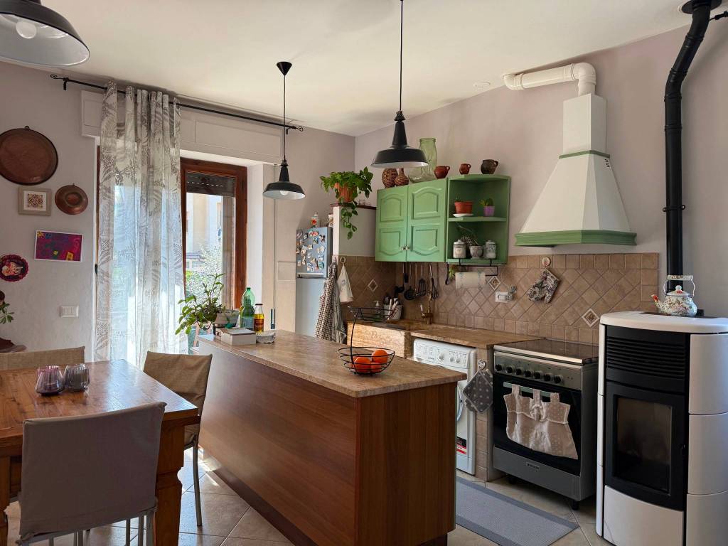casa indipendente in vendita a Sarteano