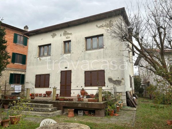 casa indipendente in vendita a Sarteano