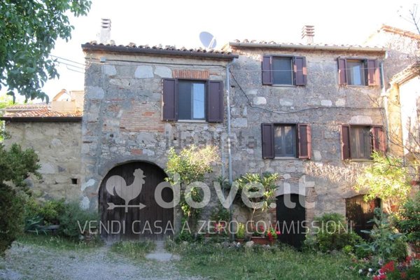pentavano in vendita a Sarteano