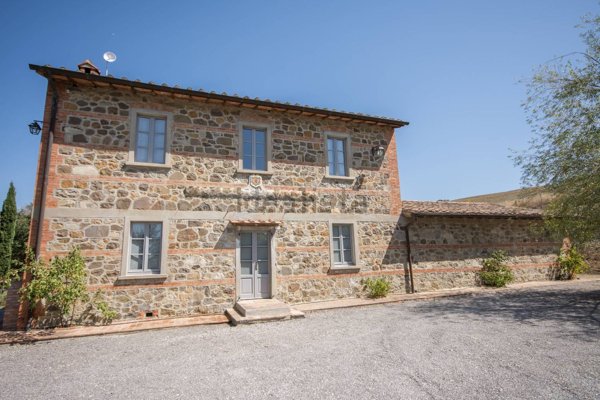 casa indipendente in vendita a Sarteano