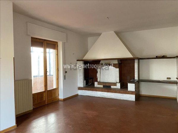 casa indipendente in vendita a Sarteano