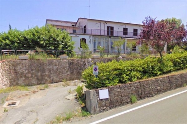 negozio in vendita a Sarteano