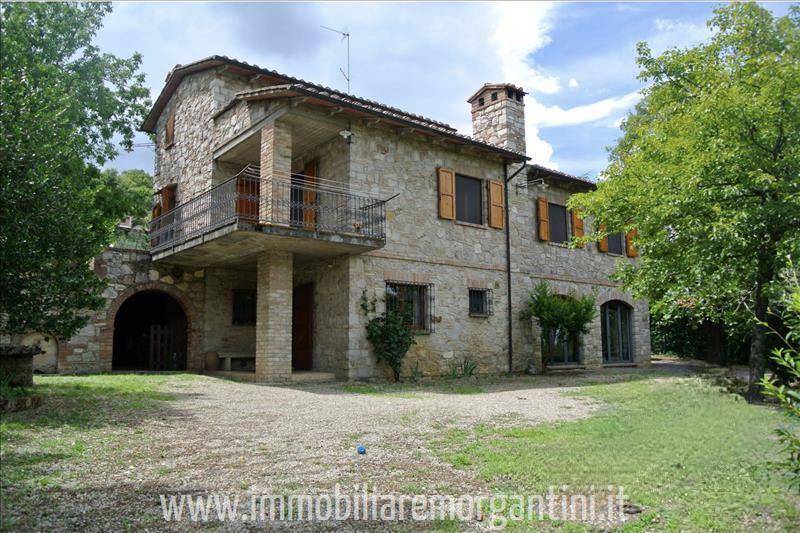casa indipendente in vendita a Sarteano