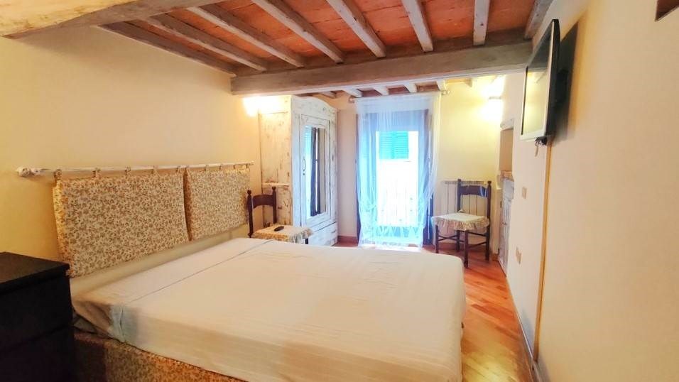 casa indipendente in vendita a Sarteano
