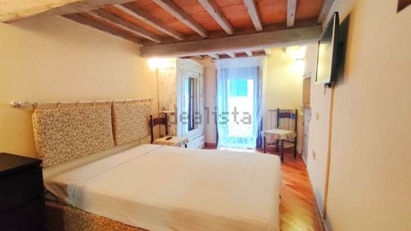 casa indipendente in vendita a Sarteano