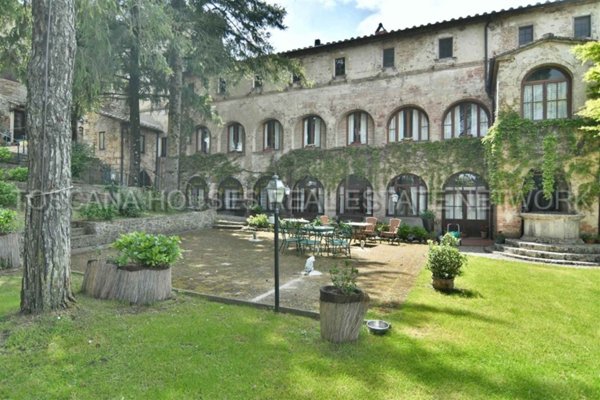 negozio in vendita a Sarteano