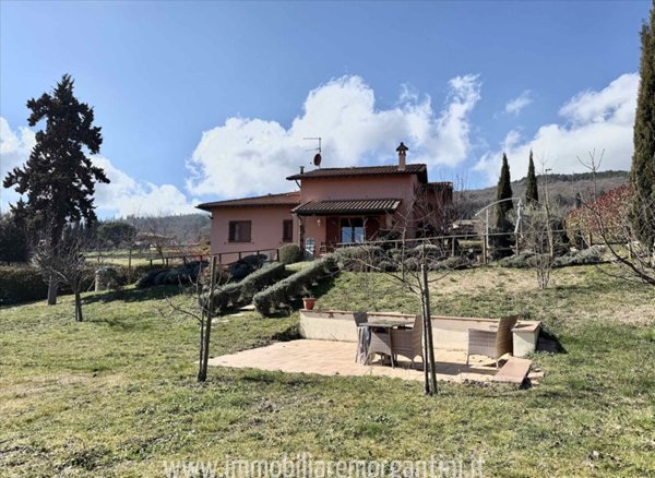 casa indipendente in vendita a Sarteano
