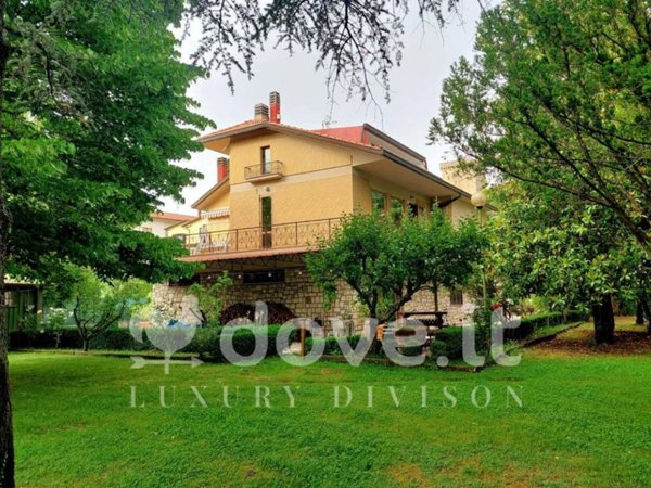 casa indipendente in vendita a Sarteano