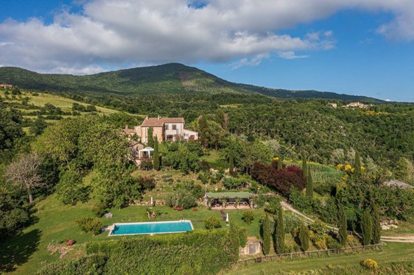 casa indipendente in vendita a Sarteano