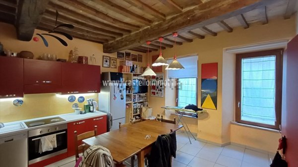 casa indipendente in vendita a Sarteano