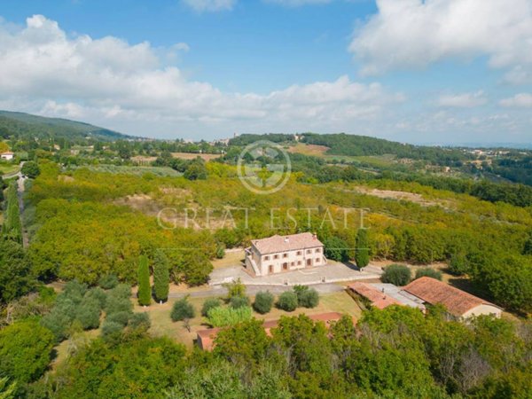 casa indipendente in vendita a Sarteano