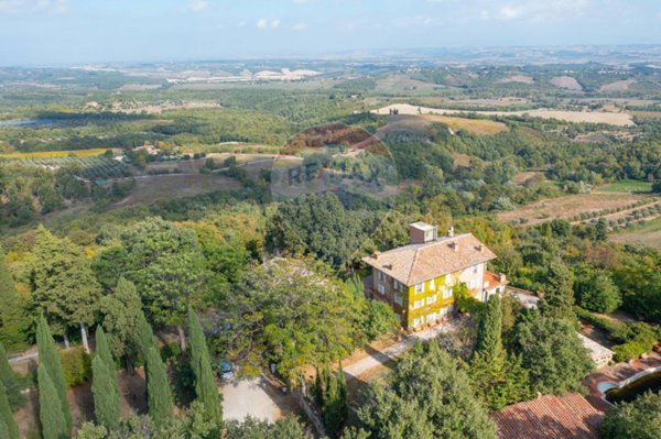 casa indipendente in vendita a Sarteano
