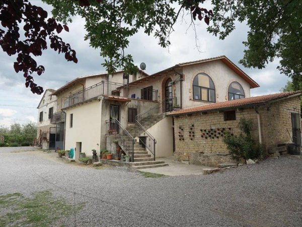 casa indipendente in vendita a Sarteano