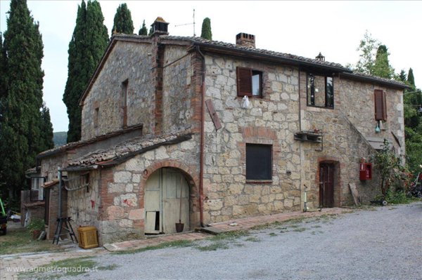casa indipendente in vendita a Sarteano