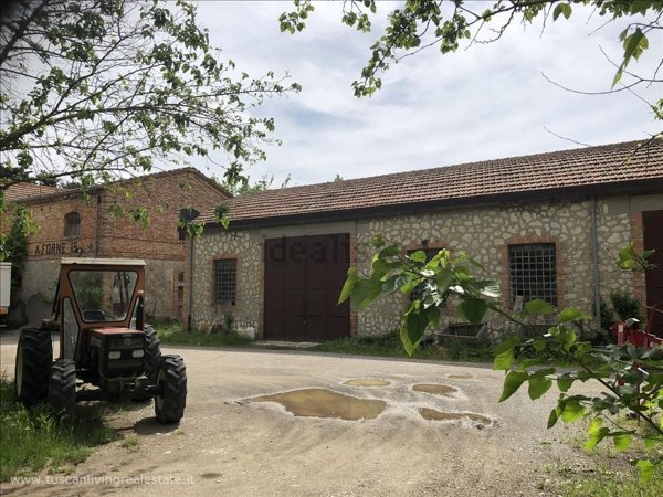 casa indipendente in vendita a Sarteano