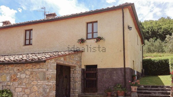 casale in vendita a Sarteano