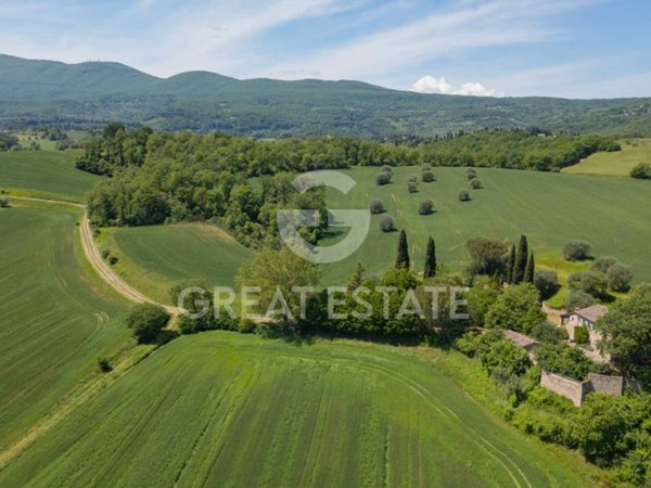 casa indipendente in vendita a Sarteano