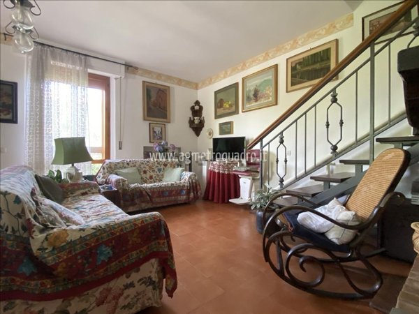 casa indipendente in vendita a Sarteano