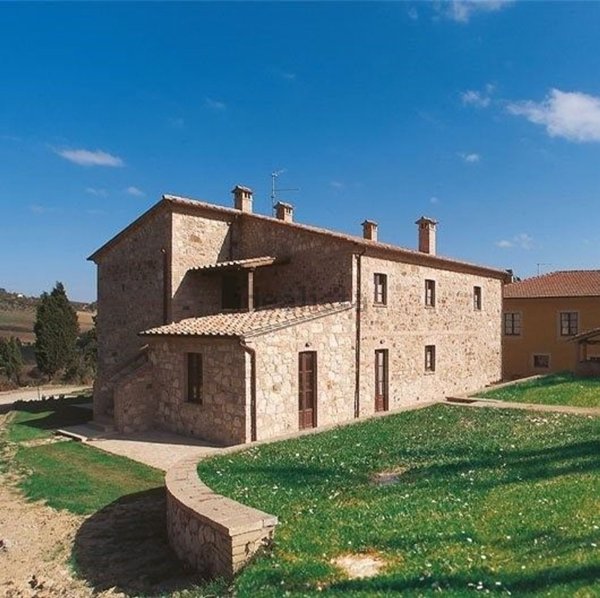 casale in vendita a Sarteano