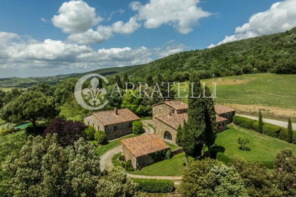 casale in vendita a Sarteano