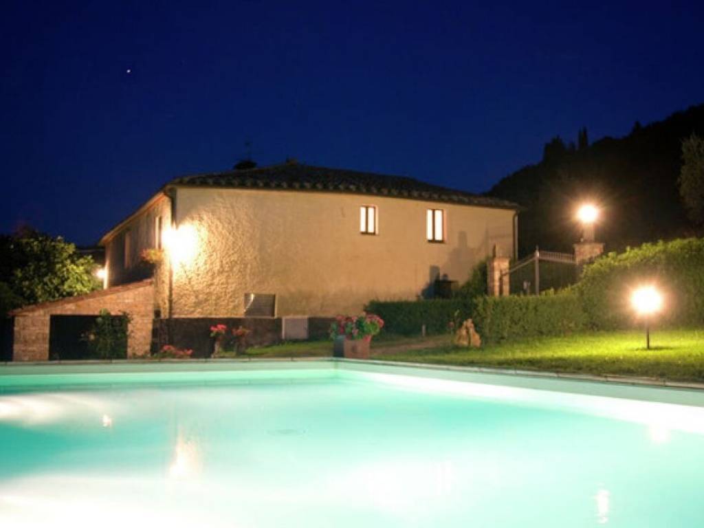 casa indipendente in vendita a Sarteano