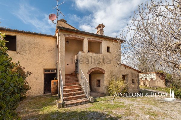 casa indipendente in vendita a Sarteano