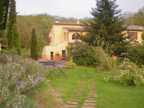 casa indipendente in vendita a Sarteano