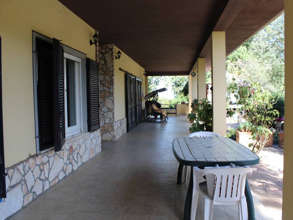 casa indipendente in vendita a Sarteano