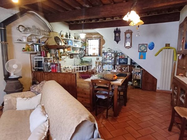 casa indipendente in vendita a Sarteano