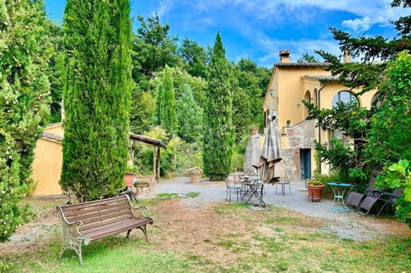 casa indipendente in vendita a Sarteano