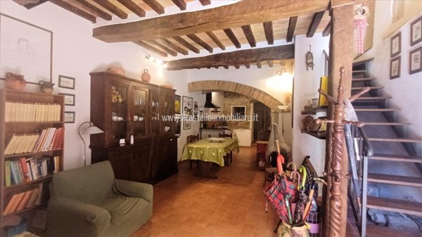 appartamento in vendita a Sarteano in zona Castiglioncello del Trinoro